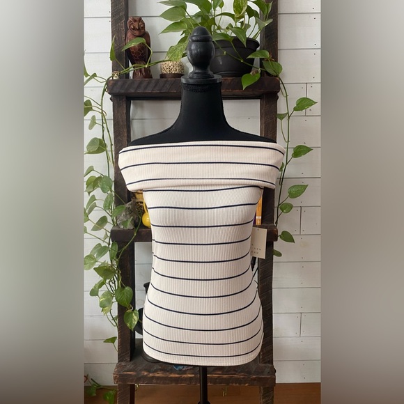 A New Day: Cream White and Black Off Shoulder Blouse - Picture 3 of 17